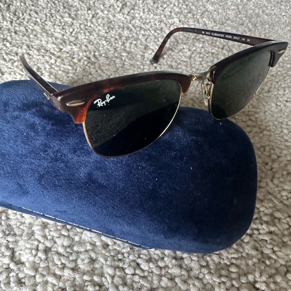 Ray-Ban Tortoise Shell Sunglasses with Blue Case